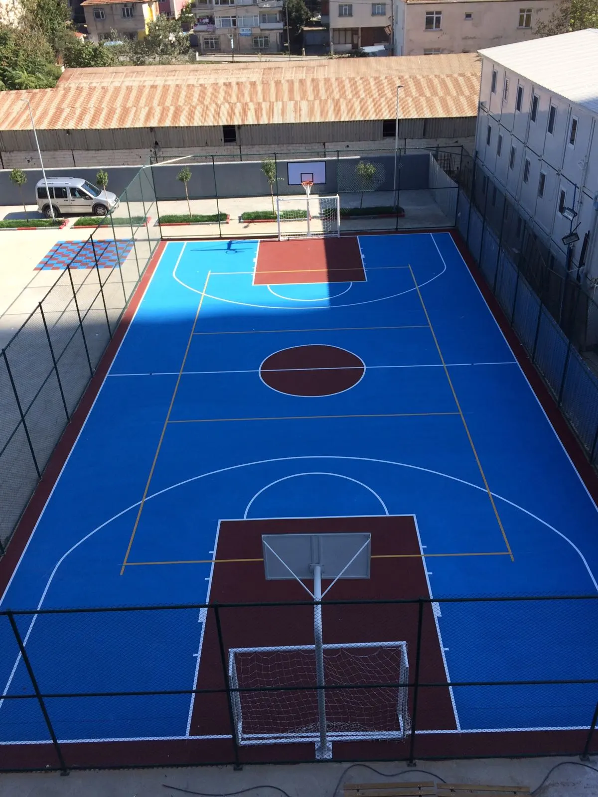 REAL RL 480 AKRİLİK ESASLI SU BAZLI TENİS KORT BOYASI