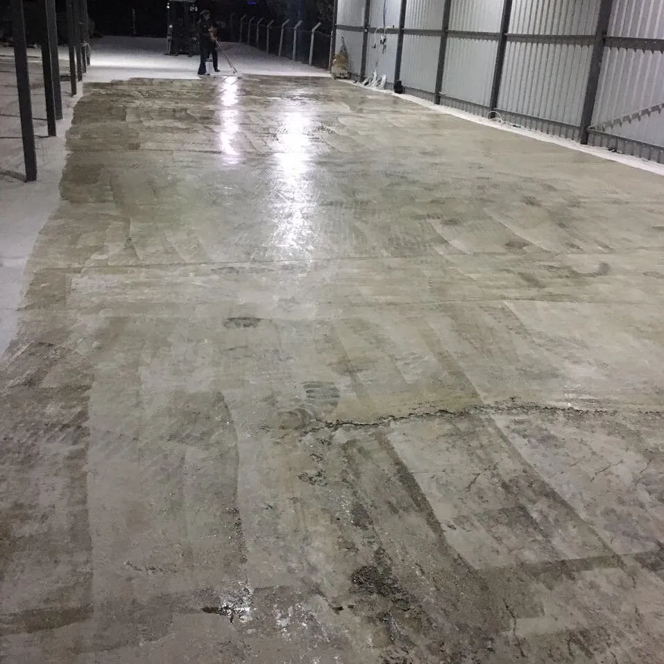 REAL 800 1K SU İZOLASYON ASTARI