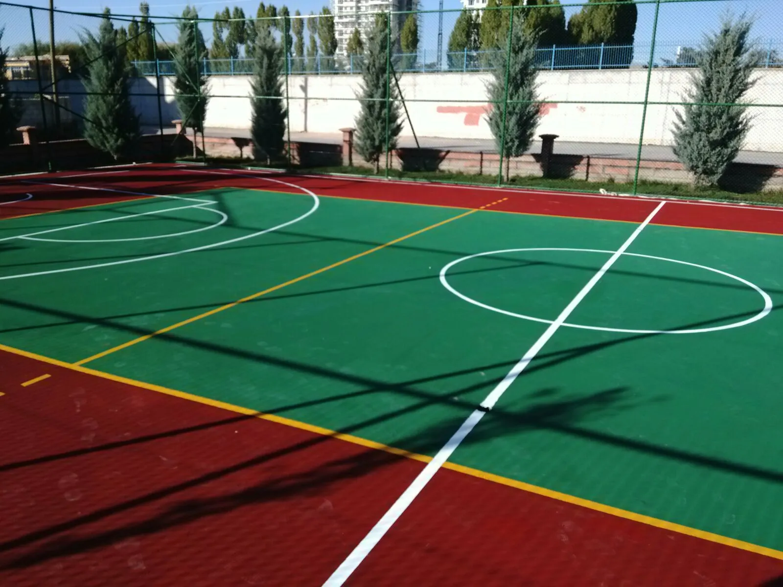 REAL RL 480 AKRİLİK ESASLI SU BAZLI TENİS KORT BOYASI